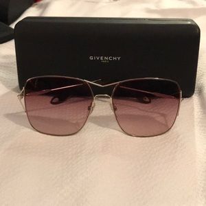 Givenchy sunglasess